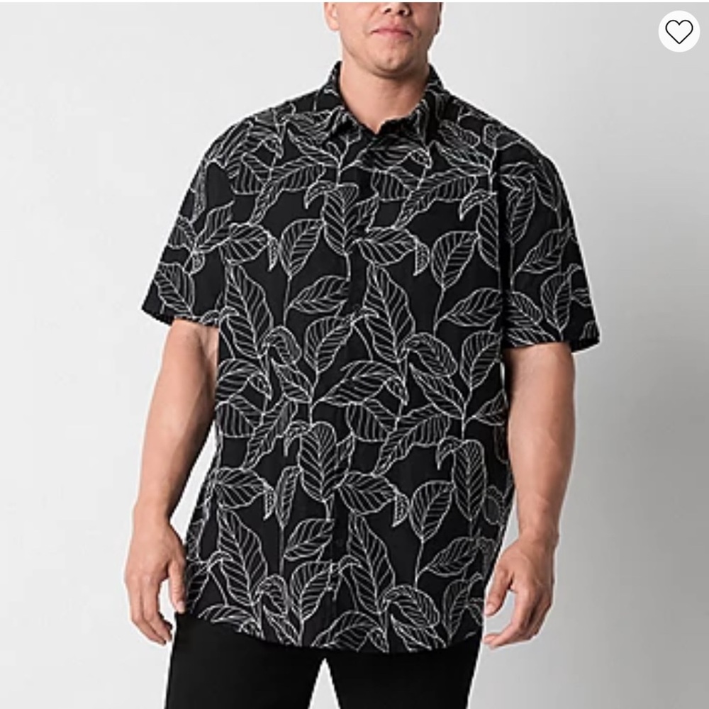 NWT, Shaquille O’Neal Men's Black Leaf Print Shirt